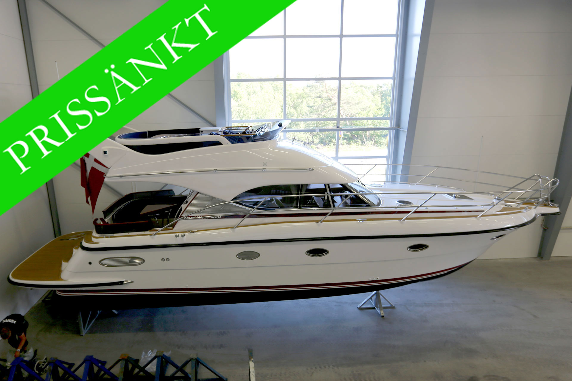 Price lowered on Nord West 420 Flybridge #41